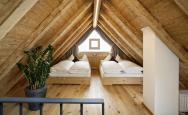 Chalet – Attic room with children's beds