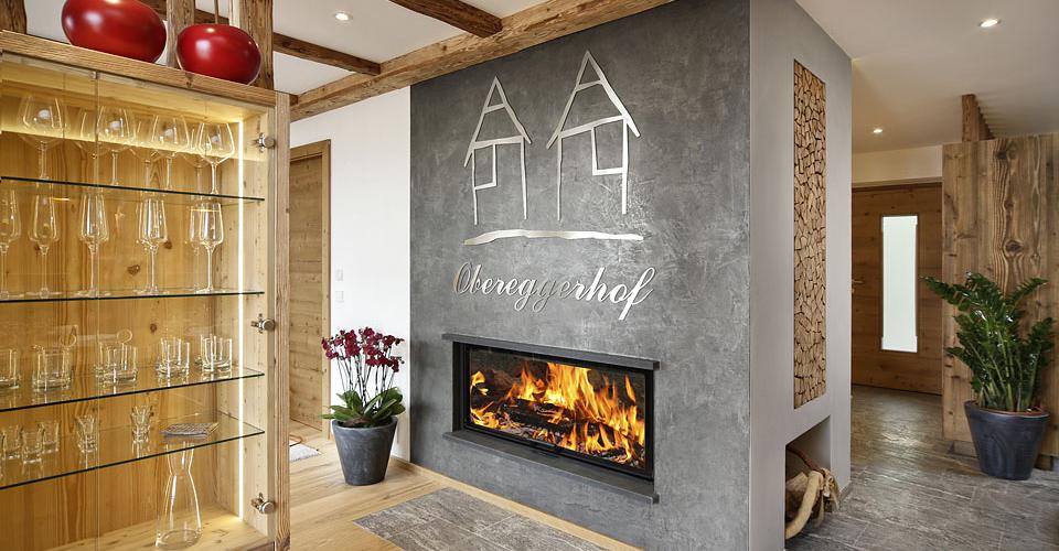 Newly built chalet with fireplace at Obereggerhof, Scena